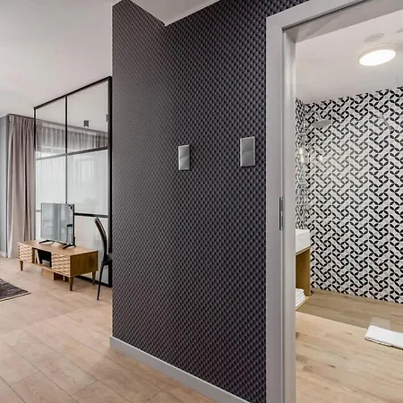 Deo Plaza - At The Old Town Hotel