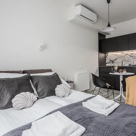 Deo Plaza - At The Old Town Lejlighedshotel *