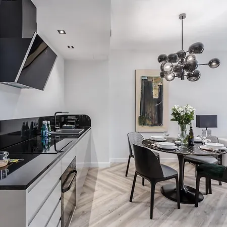 Hotel Deo Plaza - At The Old Town Gdańsk