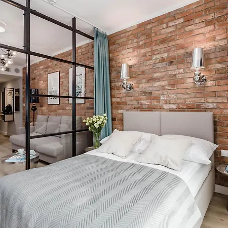 Deo Plaza - At The Old Town Hotel