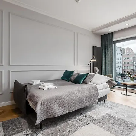 Deo Plaza - At The Old Town Hotel