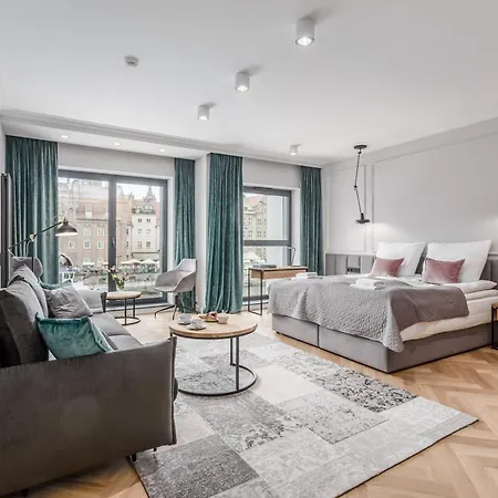 Hotel Deo Plaza - At The Old Town *