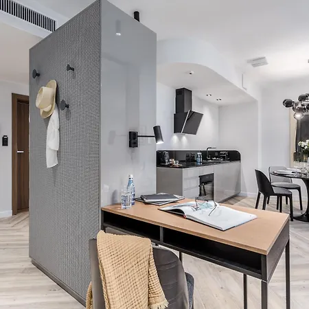 Deo Plaza - At The Old Town Gdańsk