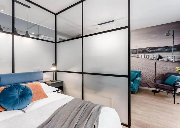 Deo Plaza - At The Old Town