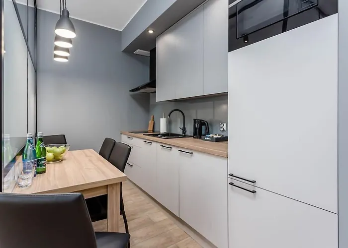 Hotel Deo Plaza - At The Old Town