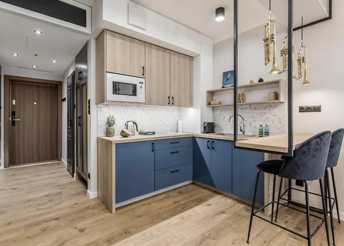 Deo Plaza - At The Old Town Hotel