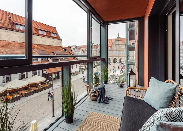 Deo Plaza - At The Old Town *